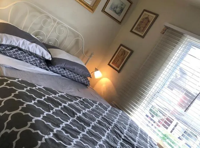 Highland Park Guest house *