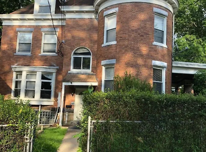 Guest house Highland Park