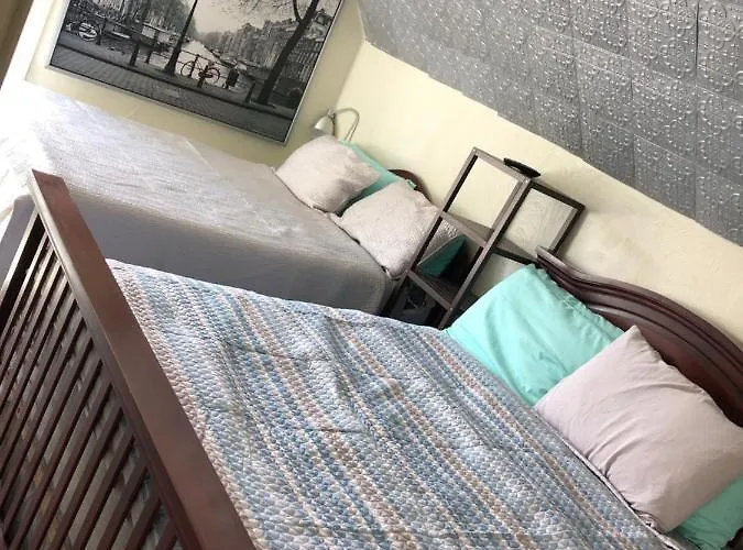 Guest house Highland Park *